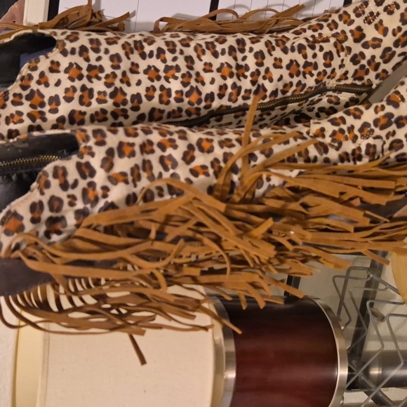Leopard Print Fringe Cowboy Boots Please Look At All Pictures - Picture 2 of 8